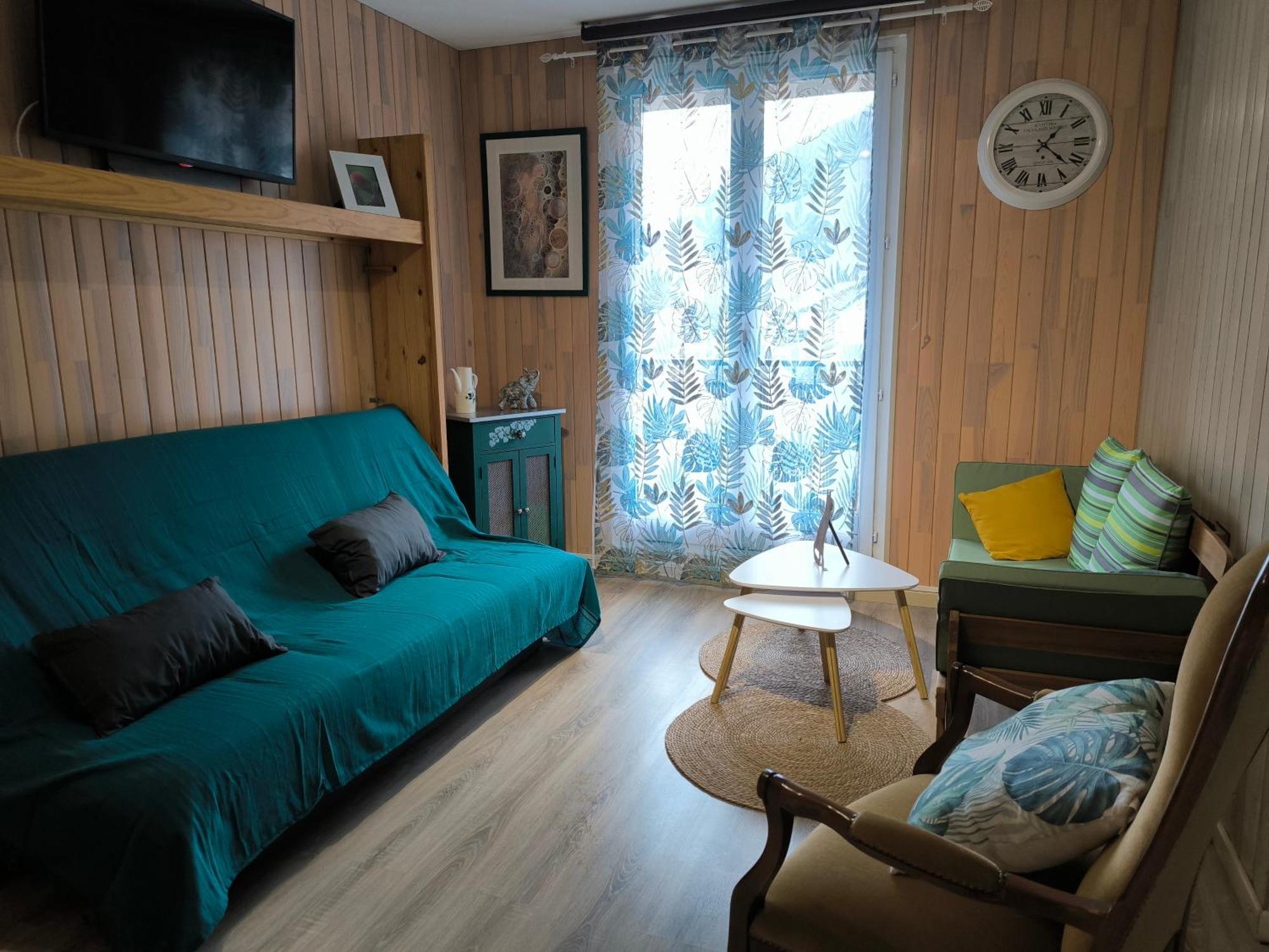 Appartement Vert Tendre Face A La Montagne Bagnères-de-Luchon Extérieur photo